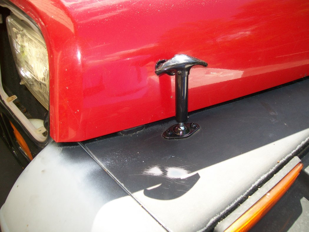 Replaced Hood Latch 4-10-2010[1].JPG